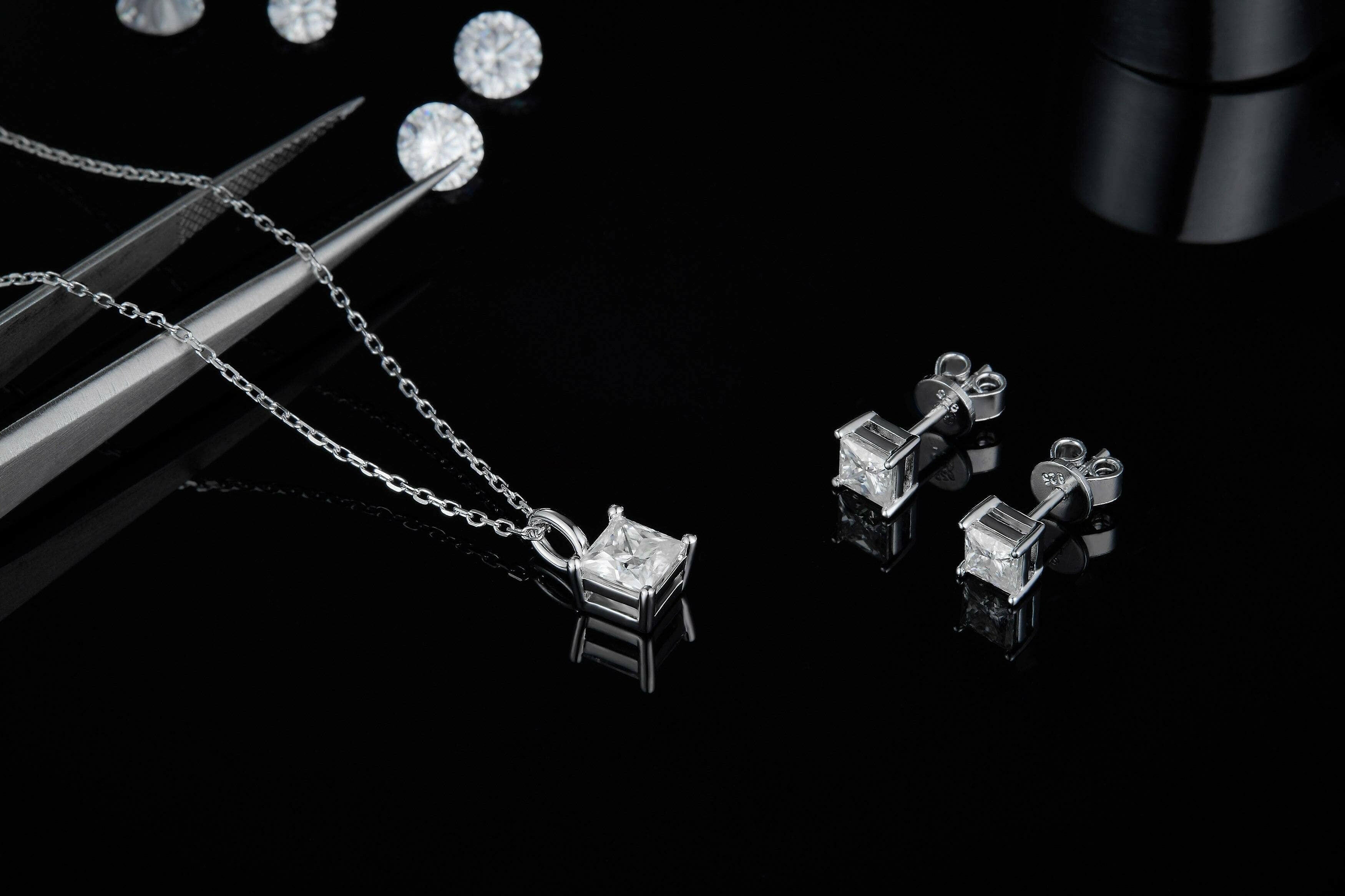 Square-cut 1.0 ct Diamond Jewelry Set-Evani Naomi Jewelry