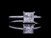 Princess-cut 1.00 ct Diamond Solitaire Engagement Ring